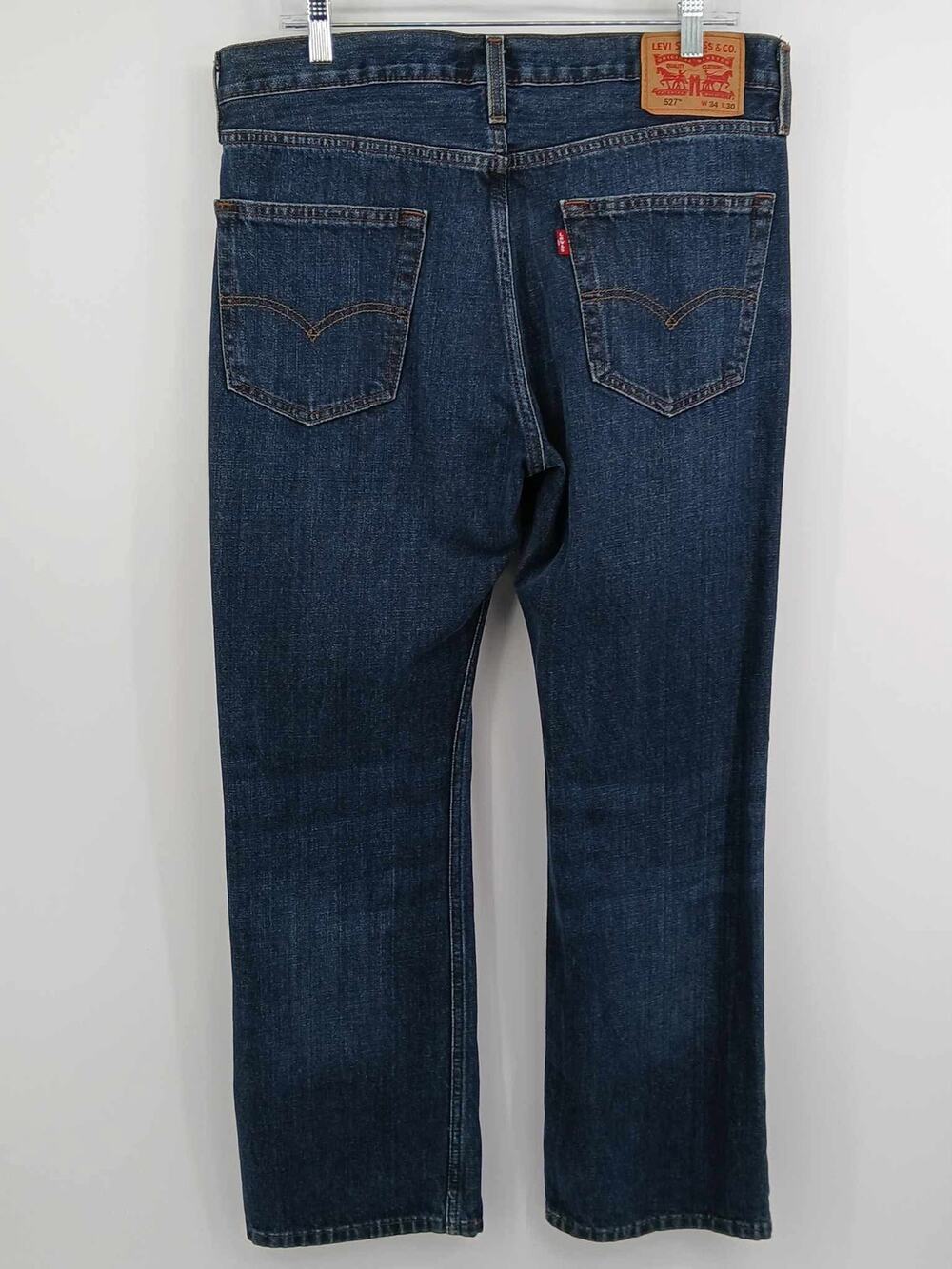 Men’s 34/30 Levi dark wash jeans